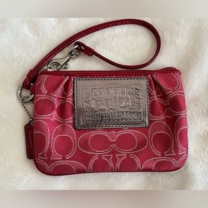 Coach Poppy wristlet
